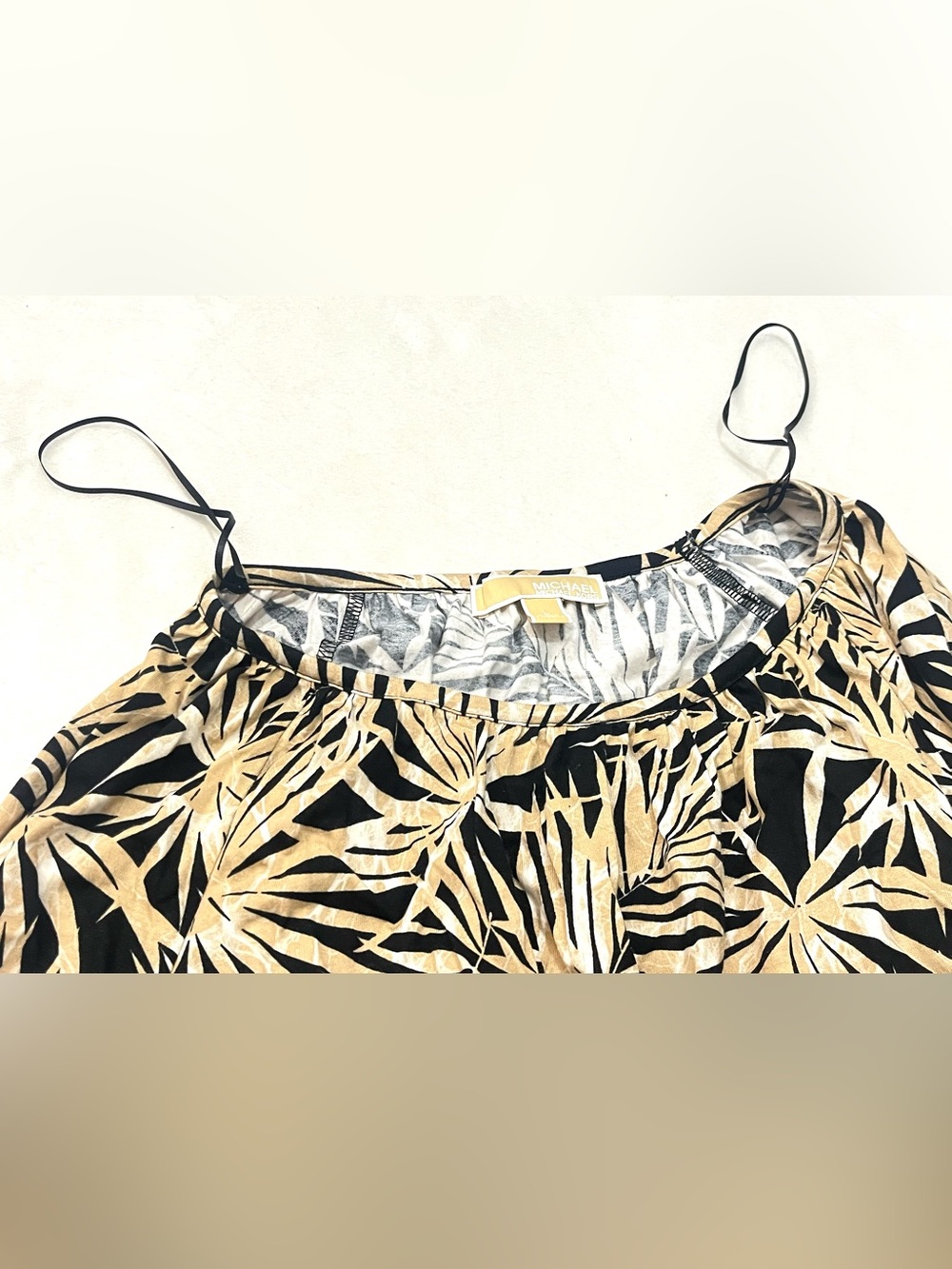 Michael Kors Women's Black and Tan Fall Palm-Leaf Print Bell-Sleeve Top Large - Picture 12 of 16